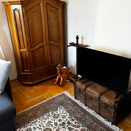 Apartment Luxury Center In Historic Building
